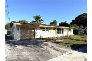 370 NW 43rd Ave, Plantation, FL 33317, Sold 04/14/25
