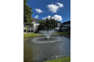 5141 W Oakland Park Blvd 307, Lauderdale Lakes