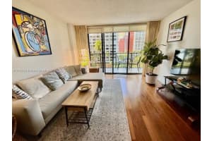 1450 Brickell Bay Dr, Miami, FL 33131, Sold 03/28/25