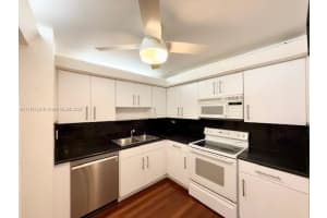 1450 Brickell Bay Dr, Miami, FL 33131, Sold 03/28/25