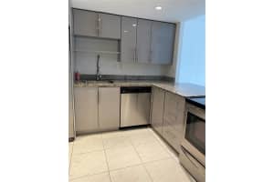 1000 Parkview Dr APT 226, Hallandale Beach, FL 33009, - MLS#A11742140