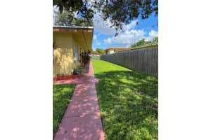 2031 NE 167th St #2, North Miami Beach, FL 33162, - MLS#A11742148