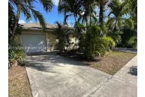 301 SW 6th Ct, Florida City, FL 33034, Sold 07/25/25
