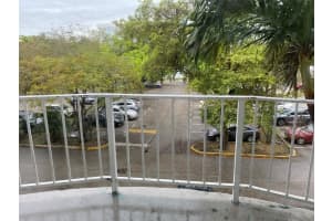 496 NE 165th St, Miami, FL 33162, Sold 04/03/25