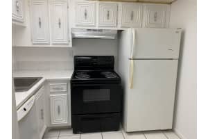 496 NE 165th St, Miami, FL 33162, Sold 04/03/25