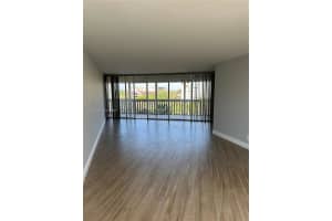 6911 Environ Blvd 5l, Lauderhill
