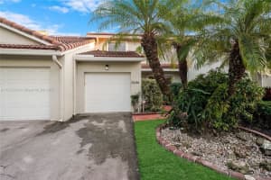 7490 Pinewalk Dr S, Margate, FL 33063, Sold 07/18/25