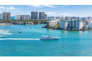 2700 NE 135th St APT 32, North Miami, FL 33181, - MLS#A11742335
