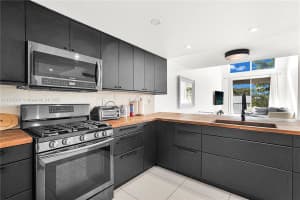 6890 N Kendall Dr APT B403, Pinecrest, FL 33156, Sold 05/07/25