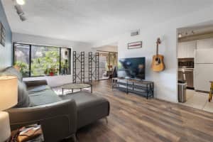 1149 NW 13th St APT 9, Boca Raton, FL 33486, Sold 04/29/25