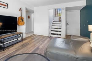 1149 NW 13th St APT 9, Boca Raton, FL 33486, Sold 04/29/25