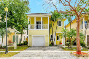 3544 Ne 3rd Dr, Homestead