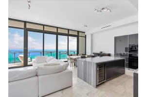 1451 Brickell Ave 5101, Miami