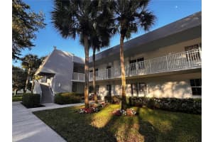 4261 W Palm Aire Dr 207, Pompano Beach
