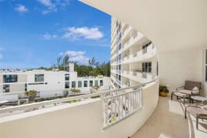 3180 S Ocean Dr, Hallandale Beach, FL 33009, Sold 09/16/25