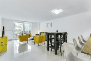 1200 Brickell Bay Dr 2504 Miami, FL 33131 - MLS#A11742616