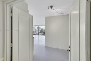 936 Intracoastal Dr 12h, Fort Lauderdale