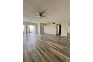 4040 NW 19th St #307, Lauderhill, FL 33313, - MLS#A11742654