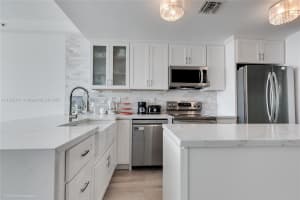 6580 Indian Creek Dr 304 Miami Beach, FL 33141 - MLS#A11742711