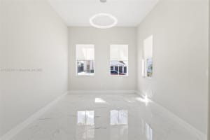 8851 NW 181st St, Hialeah, FL 33018, Sold 05/08/25