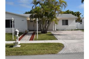 17851 SW 91st Ave, Palmetto Bay, FL 33157, Sold 05/30/25