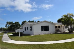 17851 SW 91st Ave, Palmetto Bay, FL 33157, Sold 05/30/25