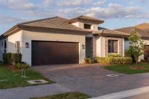 8143 NW 45th St, Doral, FL 33166, Sold 08/08/25