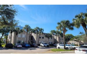 9633 Riverside Dr E5, Coral Springs