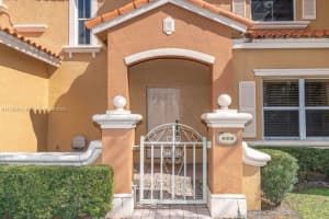 14131 NW 84th Ct APT 4104, Miami Lakes, FL 33016, Sold 04/21/25