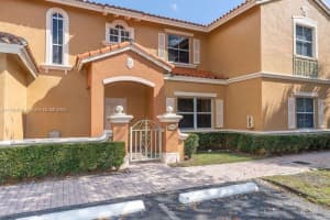 14131 NW 84th Ct APT 4104, Miami Lakes, FL 33016, Sold 04/21/25