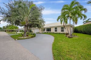 2810 Ne 60th St Fort Lauderdale, FL 33308 - MLS#A11742868