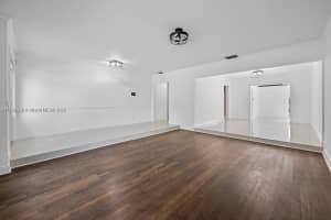 2810 Ne 60th St Fort Lauderdale, FL 33308 - MLS#A11742868