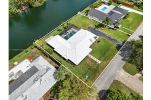 7241 SW 110th Ter, Miami, FL 33156, Sold 04/28/25