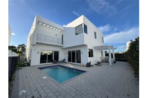 7525 NW 101st Pl, Doral, FL 33178, Sold 06/02/25