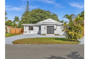 221 NE 4th St, Hallandale Beach, FL 33009, - MLS#A11743034