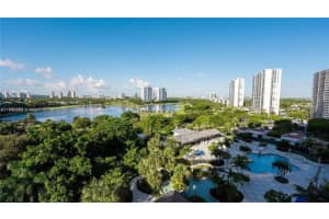 20281 E Country Club Dr APT 811, Aventura, FL 33180, Sold 06/09/25