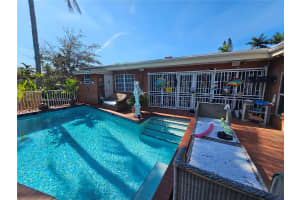 13899 S Biscayne River Dr, Miami, FL 33161, Sold 04/04/25