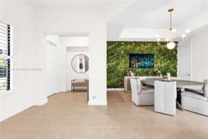 8395 NW 38th St, Pembroke Pines, FL 33024, Sold 05/09/25