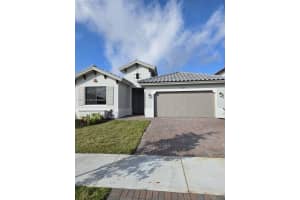 5097 Penella Ave, Ave Maria