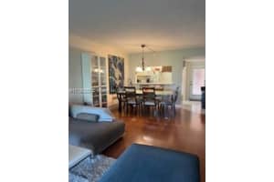 1811 Sabal Palm Dr, Davie, FL 33324, Sold 04/03/25