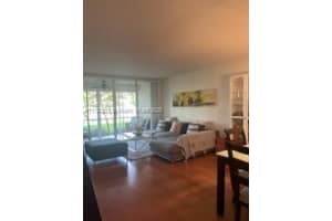 1811 Sabal Palm Dr, Davie, FL 33324, Sold 04/03/25