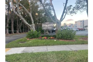 9481 Evergreen Pl, Davie, FL 33324, Sold 05/27/25