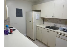 10744 N Kendall Dr APT M18, Miami, FL 33176, - MLS#A11743426