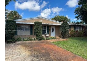 725 NW 30th St, Wilton Manors, FL 33311, Sold 06/02/25