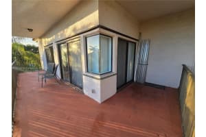 4725 SW 62nd Ave APT 303, Davie, FL 33314, Sold 04/25/25