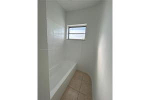 20690 NW 15th Ave # C-143, Miami Gardens, FL 33169, Sold 04/28/25