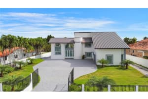 2821 Sw 130th Ave, Miami