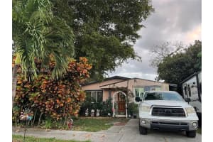 5708 Sw 39th St, West Park