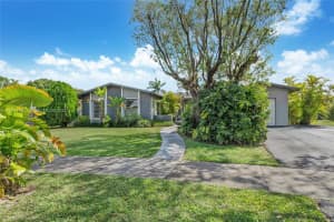 10541 SW 123rd Ave, Miami, FL 33186, Sold 05/02/25
