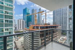 31 SE 6th St, Miami, FL 33131, Sold 04/04/25